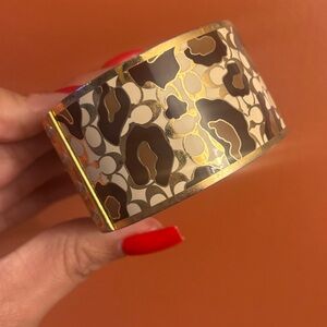 Coach Signed Signature Gold Tone Leopard Enamel Bracelet Brown Beige White 8.5”